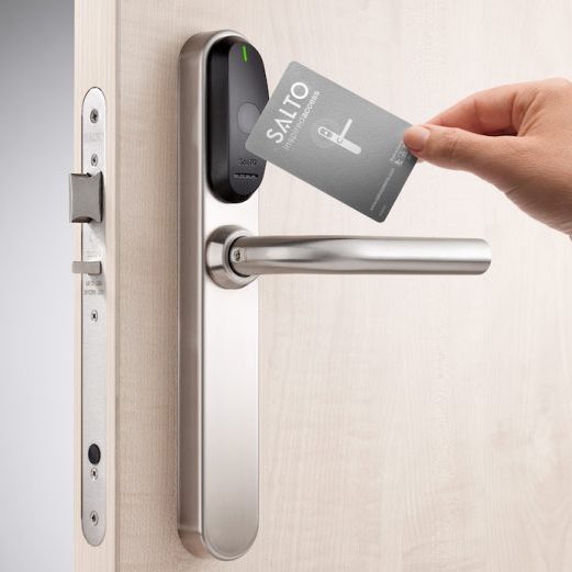 E9450_CARD-600x521 قفل الکترونیکی XS4 باریک